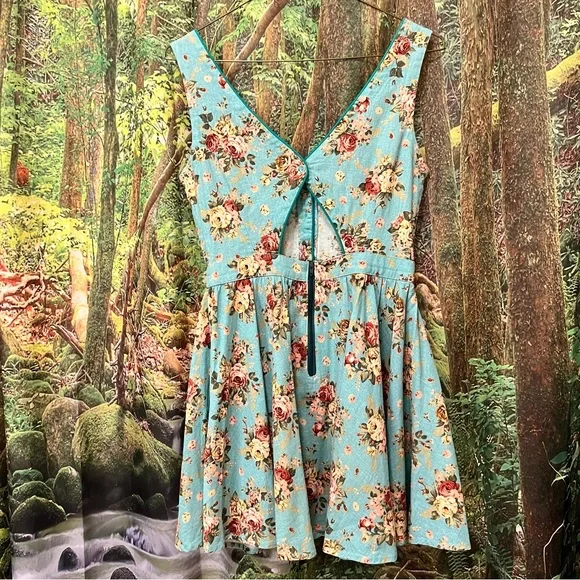 Lucca Couture Turquoise blue floral dress - Picture 3 of 7
